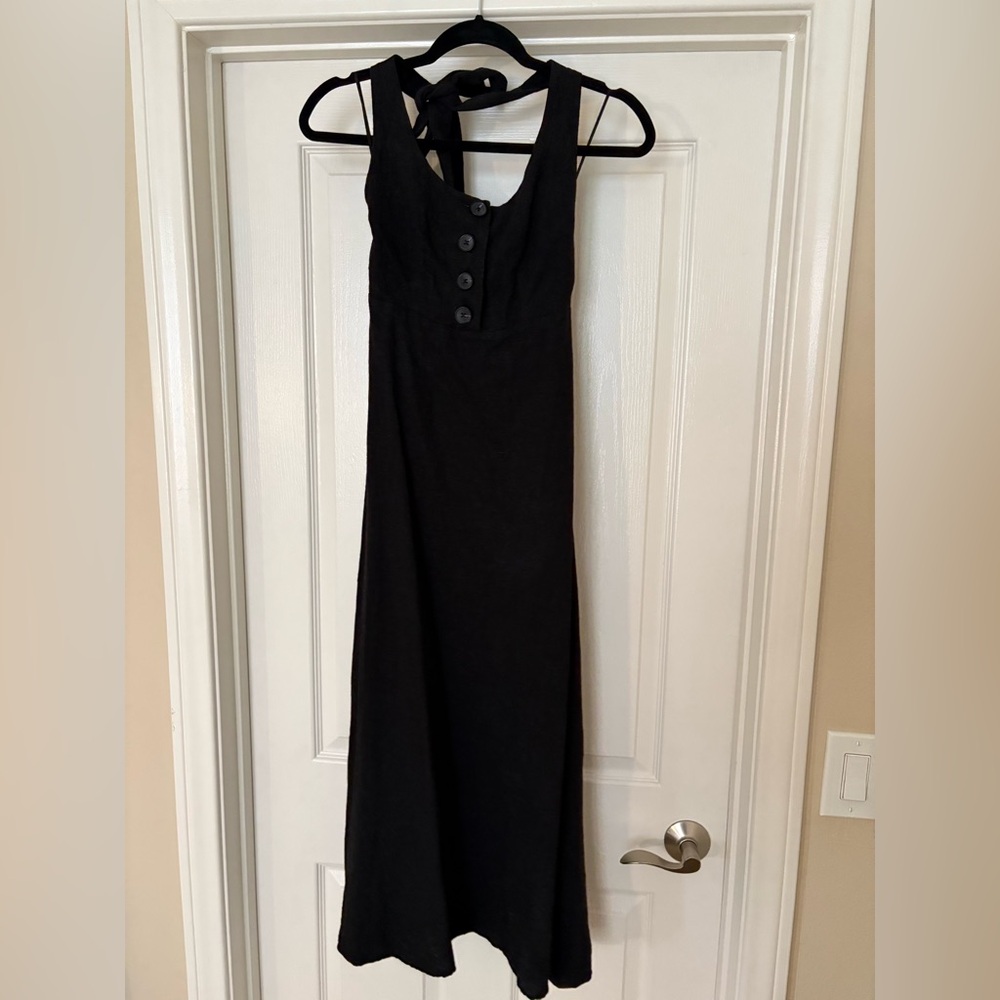 Who wore what Black Halter Cotton Midi dress
